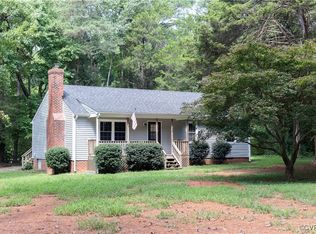 1724 Pine Dr, Manakin Sabot, VA 23103