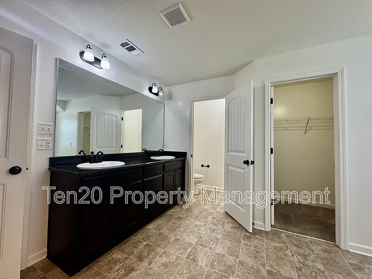 5037 Lexington Ln — Photo 23