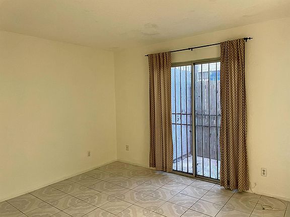 4th image of 4056 Van Dyke Ave APT 2