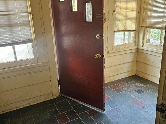 2nd image of 23 Elm St