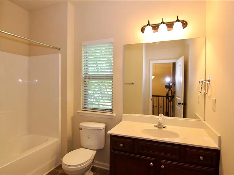 1660 Jardin Ct — Photo 20