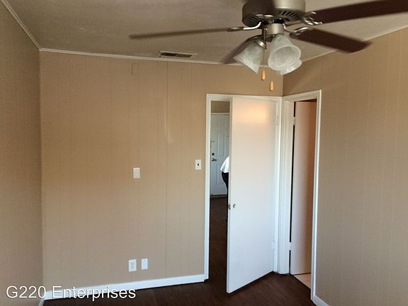 2nd image of 224 Avenue F APT 1