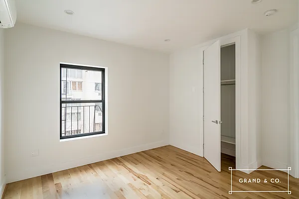 Rented by Grand & Co. | media 19