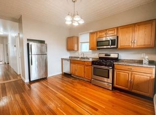 40 I St #2B, Boston, MA 02127