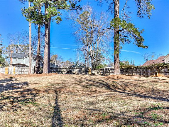 5th image of 3814 Villa Court