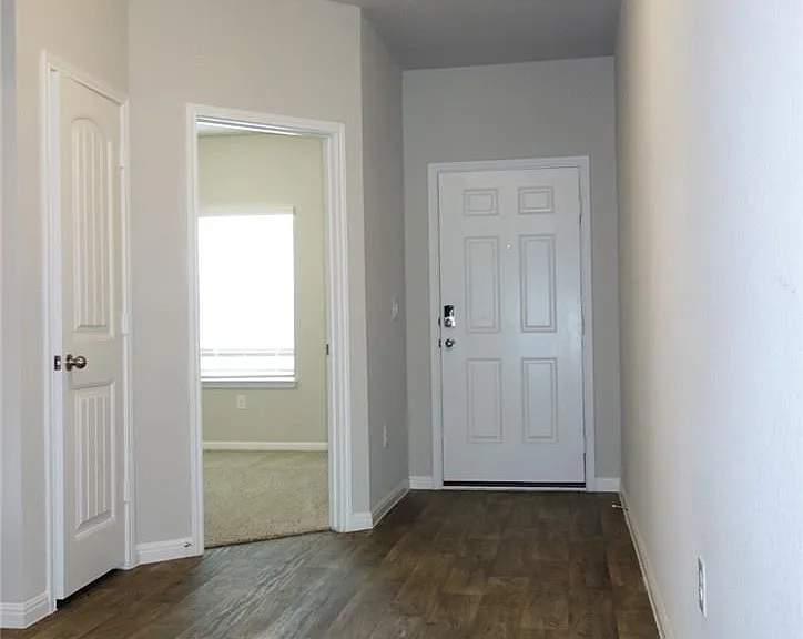 632 Independence Ave — Photo 19