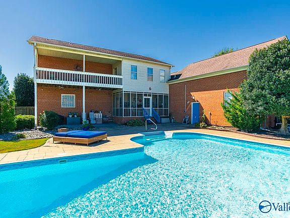 5th image of 4901 Saddle Ridge Dr SE