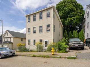 11 Jefferson St, Worcester, MA 01604