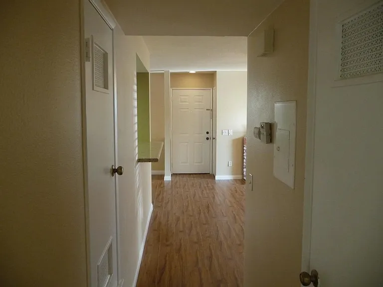 9326 Twin Trails Dr #106 — Photo 6