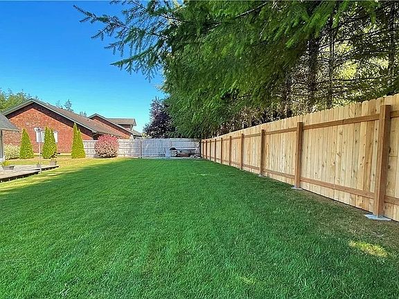 4th image of 10 Gabbert Ln