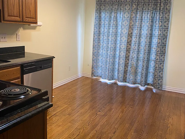 1638 E Lakeview Ln — Photo 12