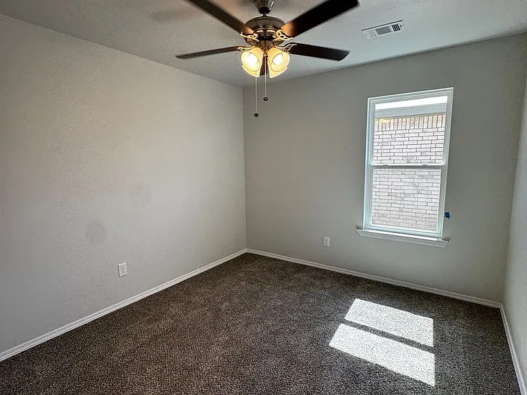 4207 Sunset St — Photo 12