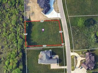 16783 Kings Fairway Ln, Grand Blanc, MI