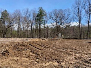 256 Lovely St #L, Avon, CT 06001