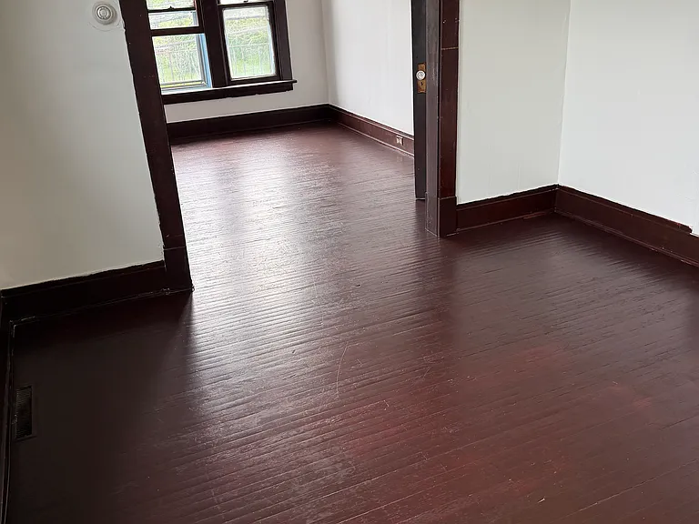 844 Northland Ave — Photo 9