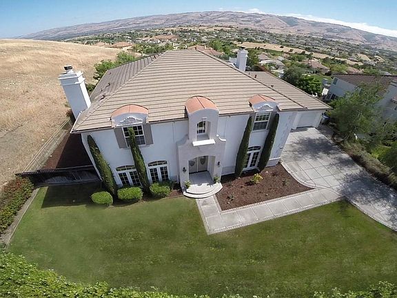 4th image of 4901 Portmarnoch Ct