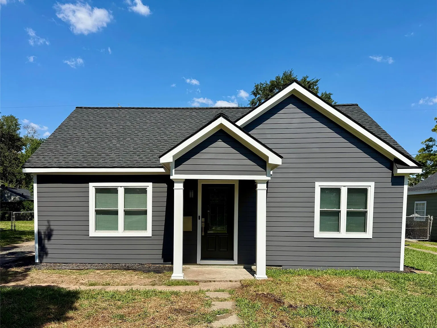 3 bed, 1312 sqft, $3,000 — Photo 1