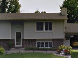 269 Cardinal Ct, Chaska, MN 55318