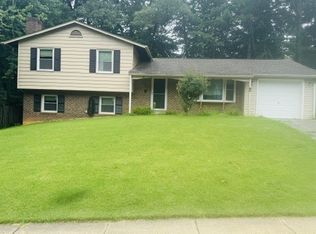9715 Aspen Hollow Way, Fairfax, VA 22032