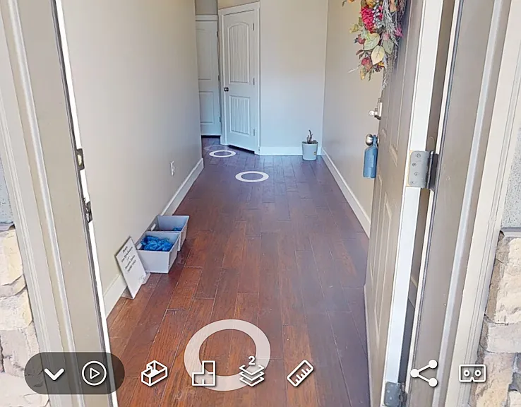 246 E Bridgewater Ln — Photo 3