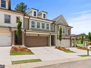 302 N Rampart St, Canton, GA 30114