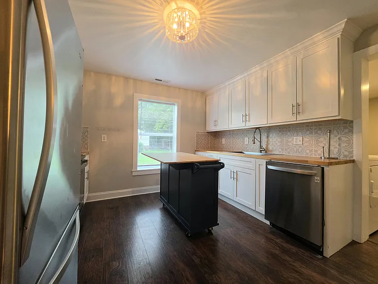 1102 E Georgia Rd — Photo 8