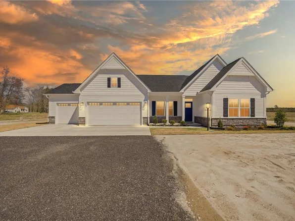 109 Backwoods Ln, Moyock, NC 27958