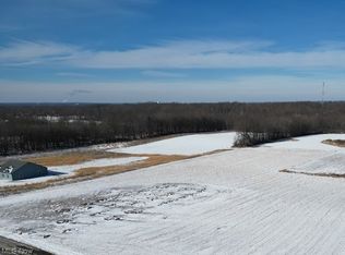 5272 Miller Rd, Lowellville, OH 44436