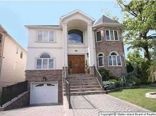 583 Ramona Ave, Staten Island, NY 10309