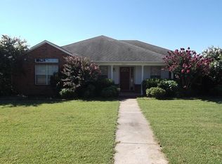 2807 NW 3rd St, Bentonville, AR 72712