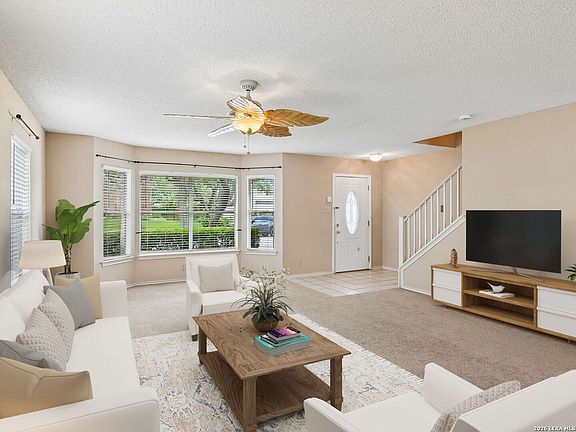 3rd image of 2138 Encanto Ridge