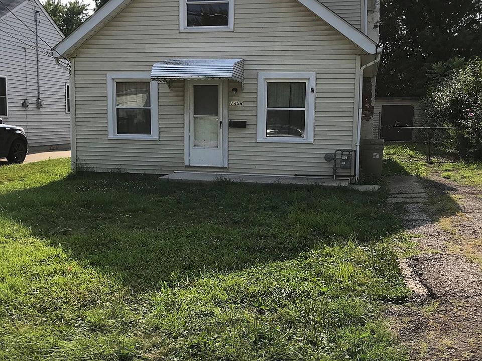 1st image of 1458 E 332nd St