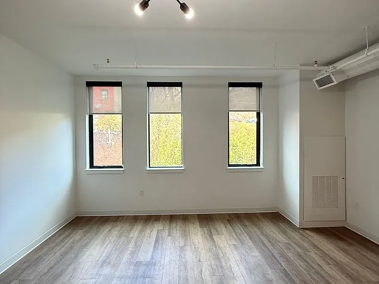1709 FIFTH AVE — Photo 29