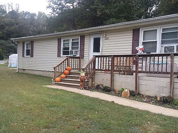 2nd image of 6805 Fawn Cir