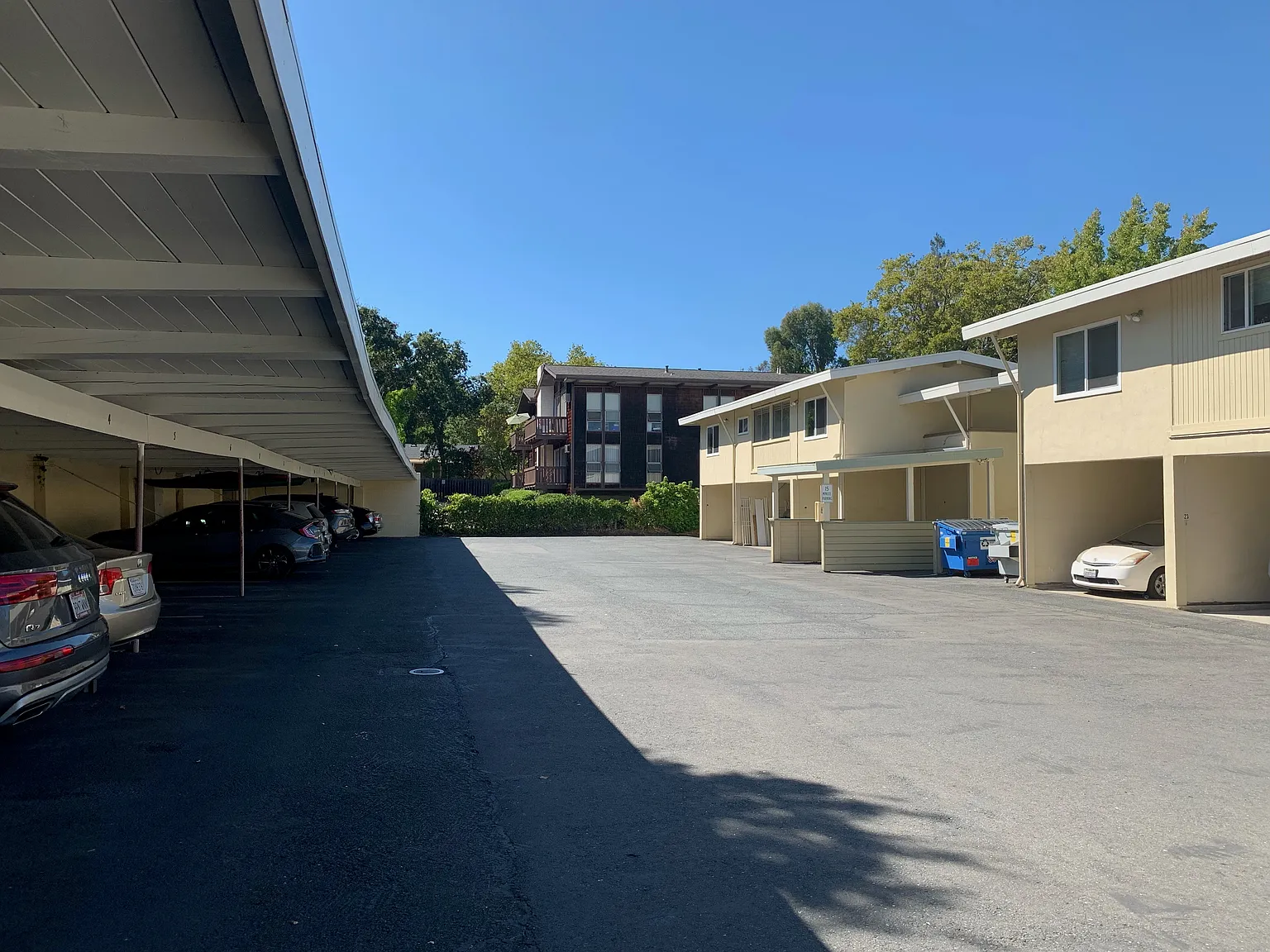 Brook Garden Apartments — Photo 4