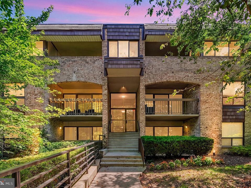 1st image of 433 Christopher Ave #87
