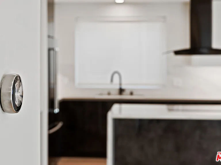 153 S Palm Dr #PENTHOUSE — Photo 20