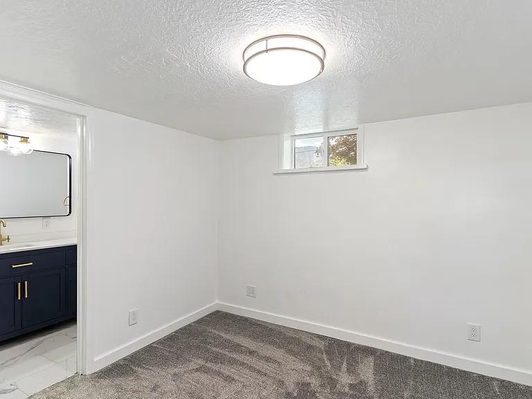 4th Bedroom (Downstairs)