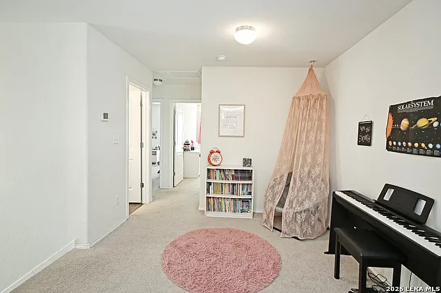 138 Buttercup Bnd — Photo 20