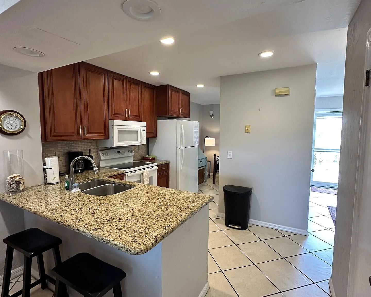 2 bed, 2.5 bath, 1080 sqft, $2,595 — Photo 4