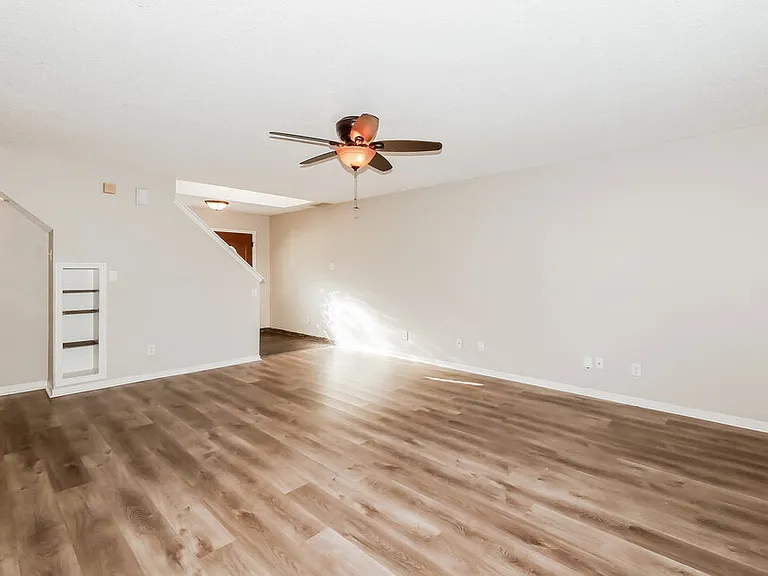 13323 N Brick Chapel Dr — Photo 5
