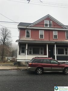 517/519 N Railroad St, Tamaqua, PA, 18252
