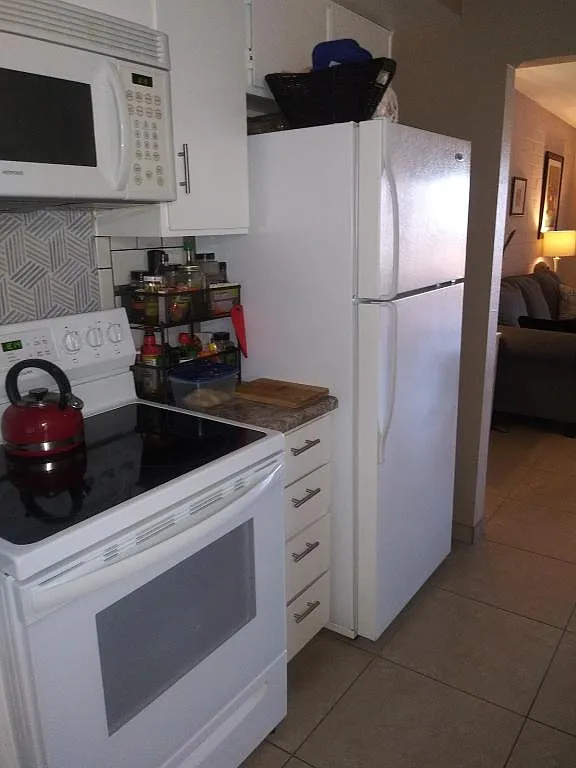 42 W Calle Del Chancero — Photo 4