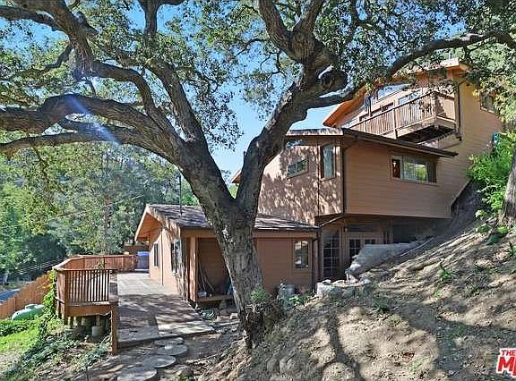 5th image of 890 Old Topanga Canyon Rd