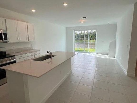 3rd image of 5355 Flannigan Way