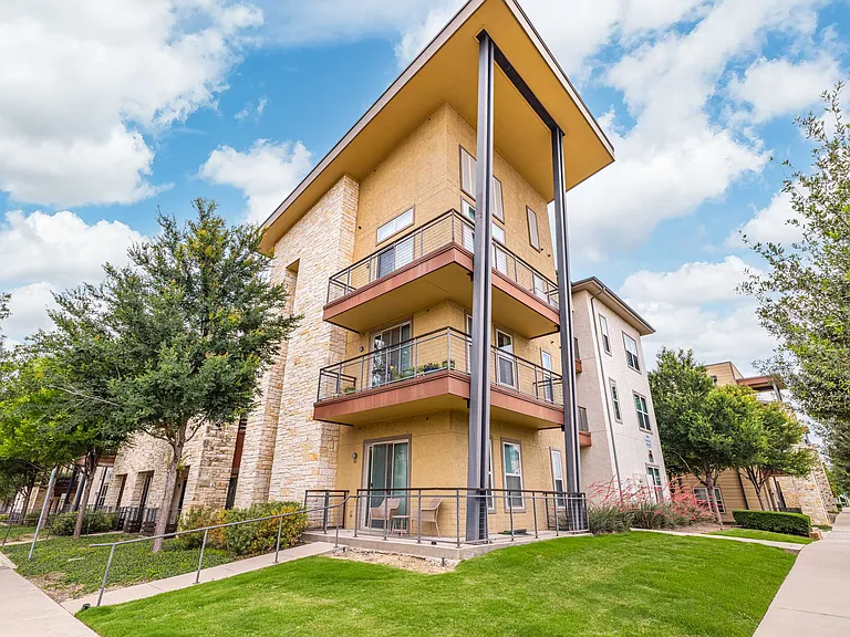 The District At Cypress Waters - Parson's Green — Photo 42