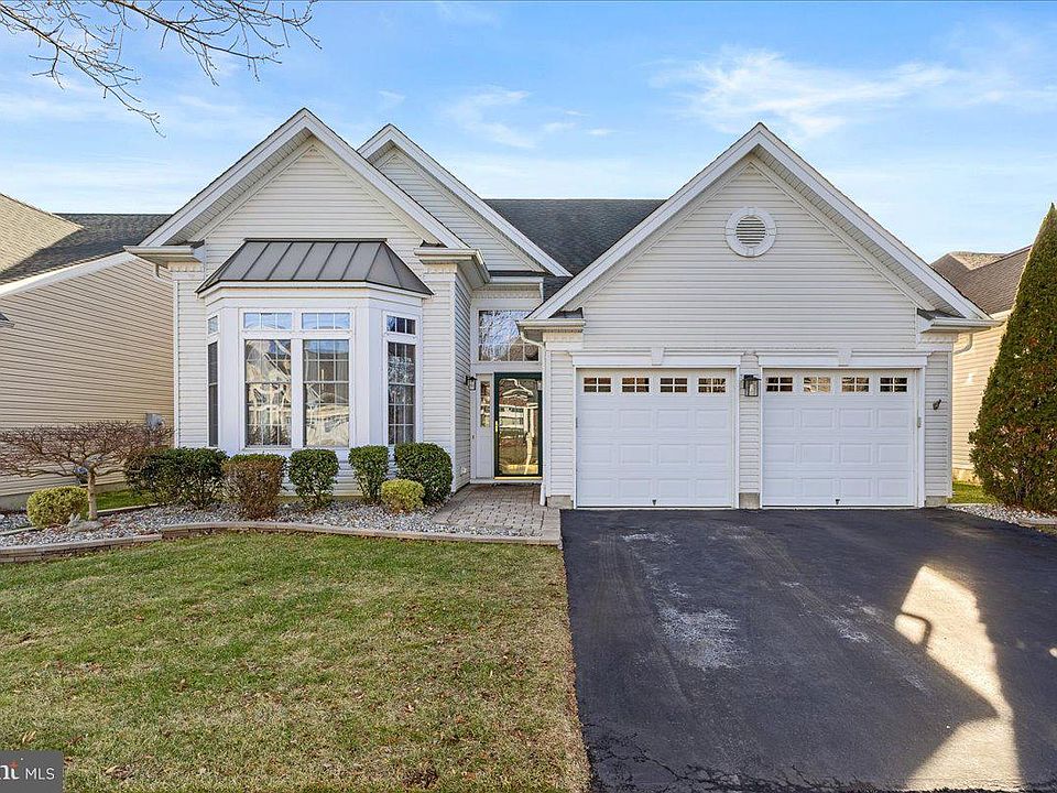 1st image of 88 Aristotle Way