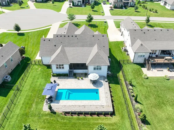 4005 Blackbird Ct, Spring Hill, TN 37174
