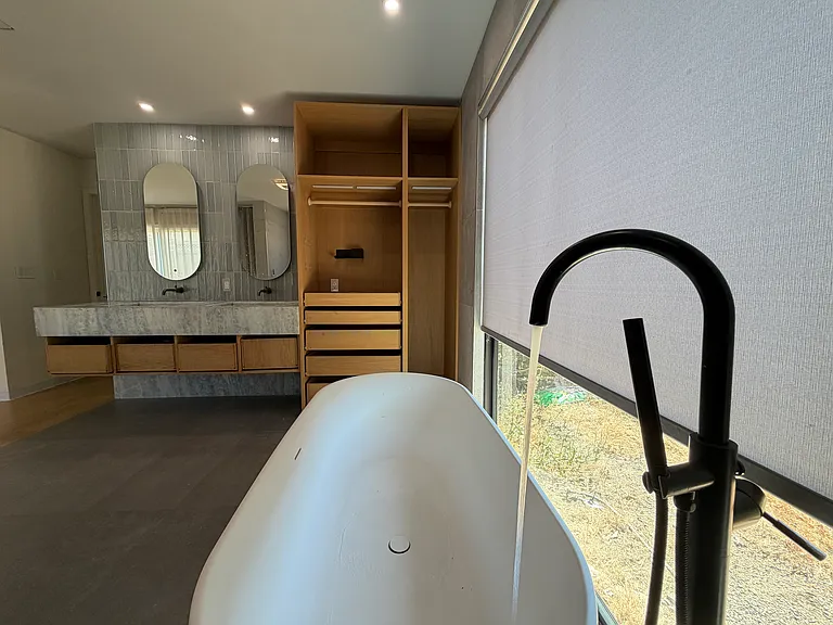 395 Calero Ave — Photo 11