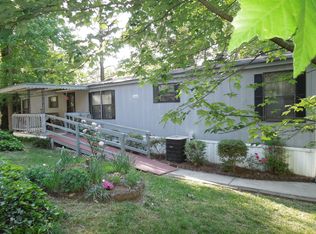 722 Hillside Dr, Stockbridge, GA 30281